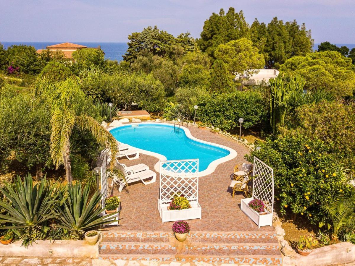 Villa La Vela By Interhome Scopello  Bagian luar foto